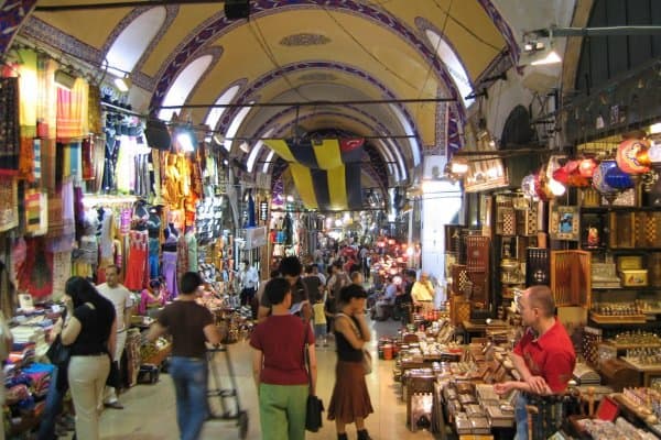 10 Popular Places to Visit in Hyderabad at Night