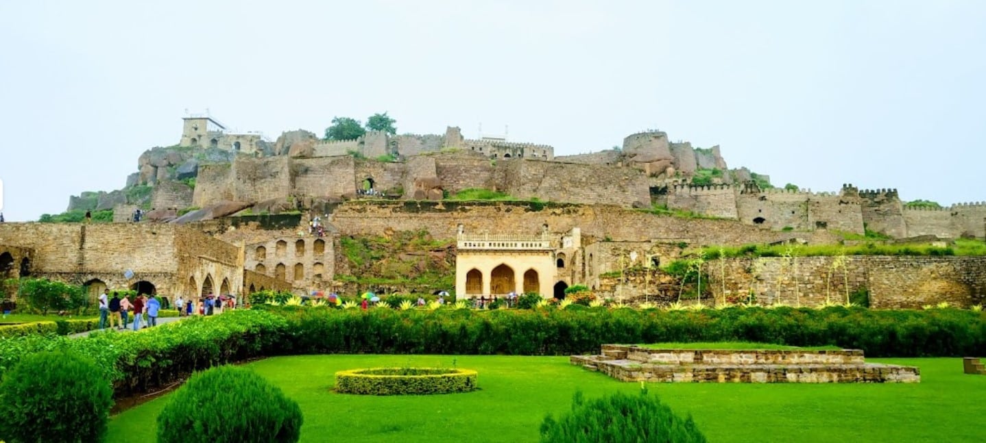 Top 15 Famous Tourist Places to Visit in Hyderabad